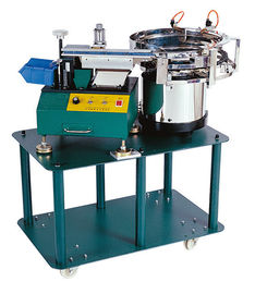Automatischer Teilführungs-Ausschnitt und verbiegende Maschinen-Abwehr-Arbeit C 301A